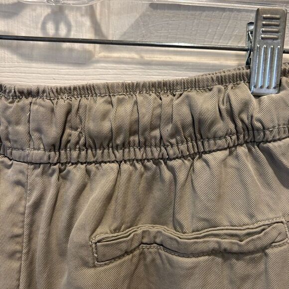 C&C California Green Lyocell Shorts Women Size Large Boho Beachy Comfy Vacation - Picture 6 of 8